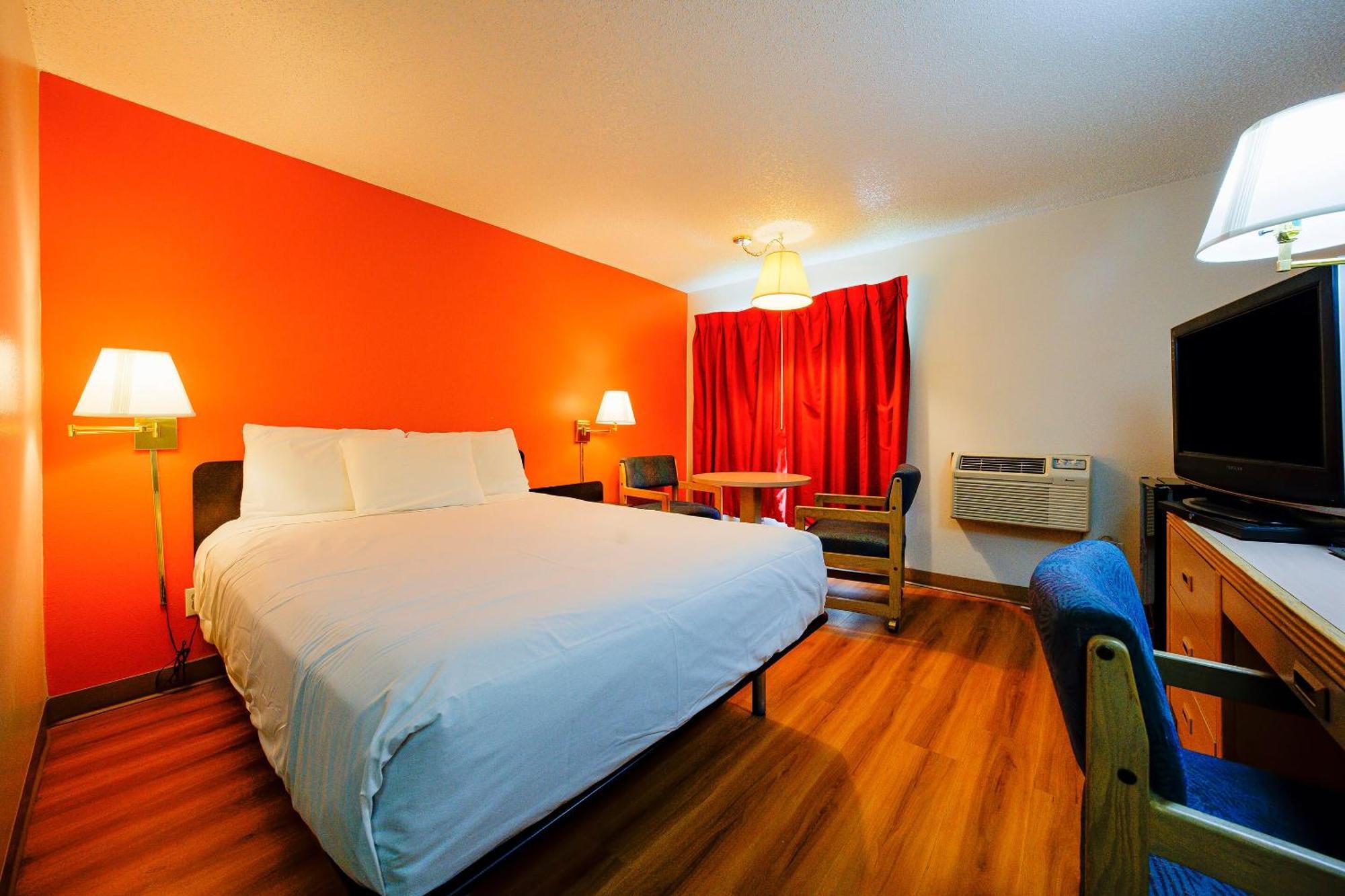 Oyo Hotel Hermiston Or, Downtown Екстер'єр фото