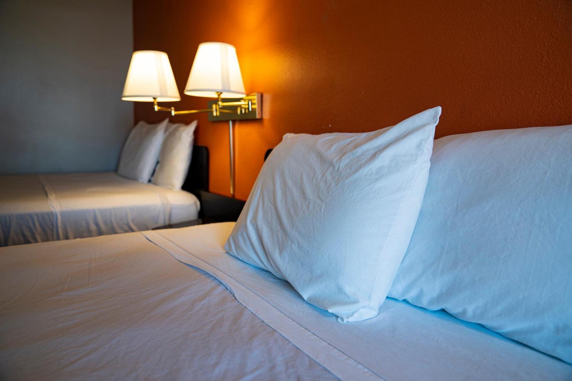 Oyo Hotel Hermiston Or, Downtown Екстер'єр фото